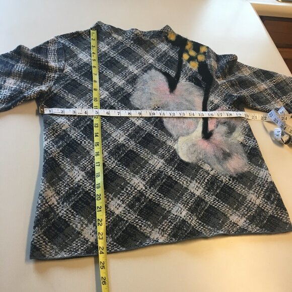 Anthropologie Troubadour Sweater Med Wool Plaid Over Shoulder Petal Flower Art - Picture 5 of 11